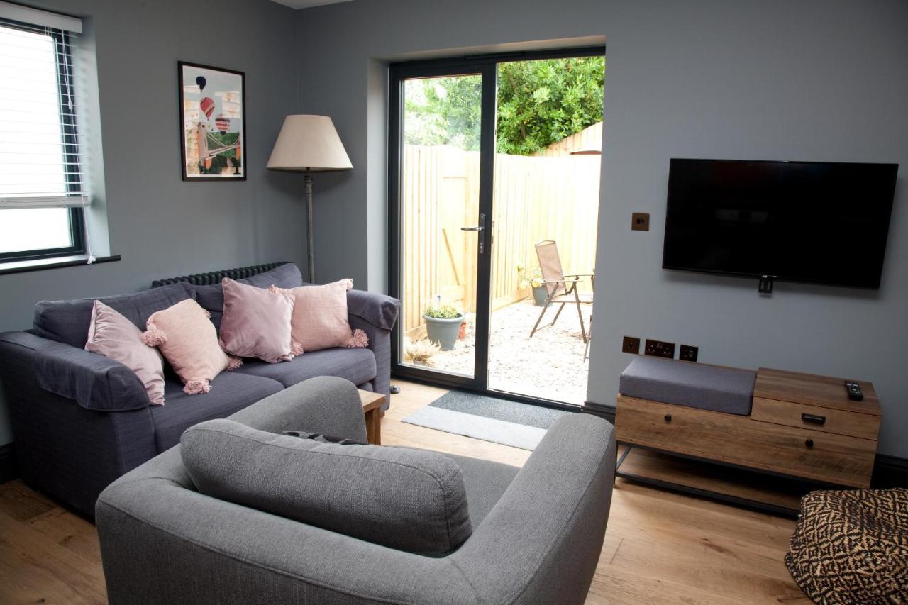Little Elm - Luxury Home From Home, Free Parking, 30-40 Mins Walk From Bath City Centre Экстерьер фото
